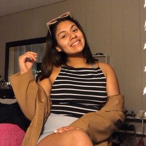 Meet your Posher, Perla